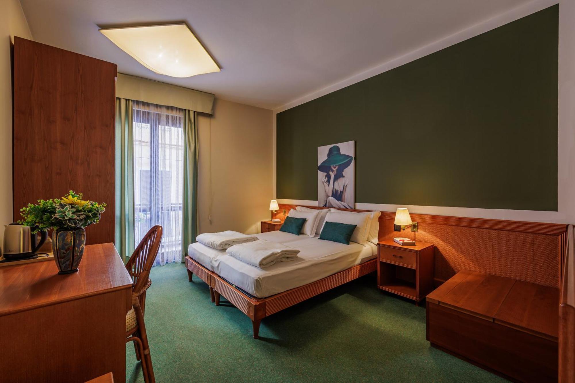 Hotel Grotta 3*