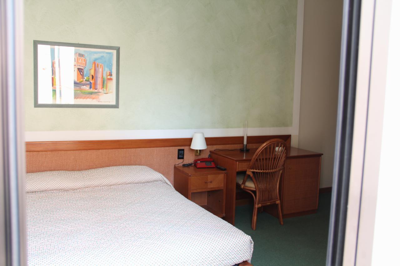 Grotta Hotel Lazise