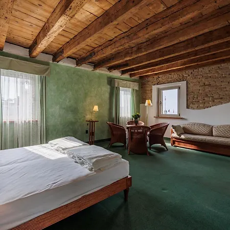 Hotel Alla Grotta Lazise Exterior photo