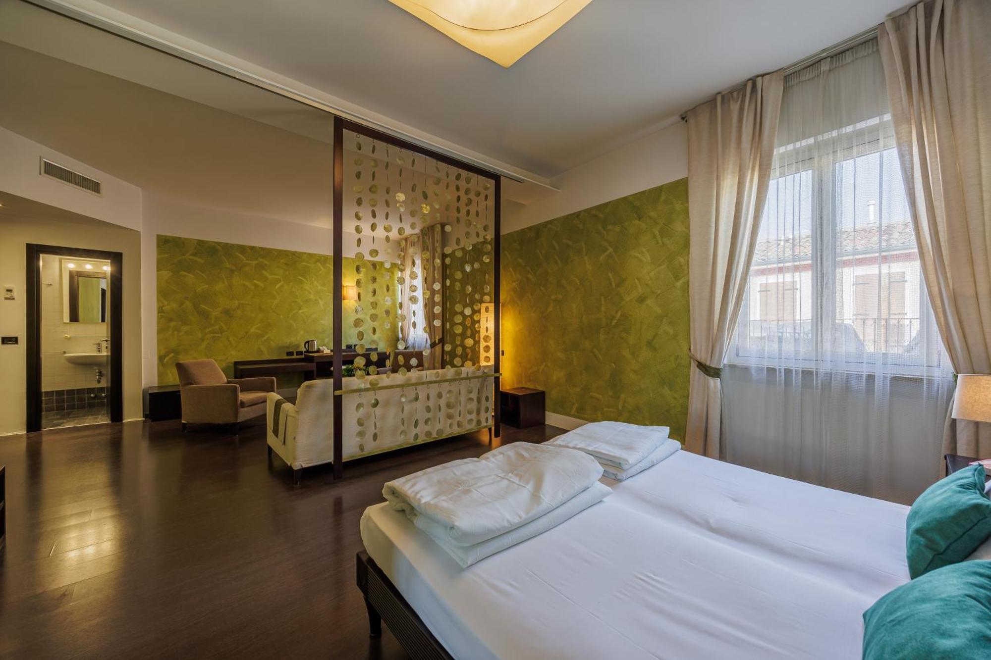 Hotel Grotta 3*