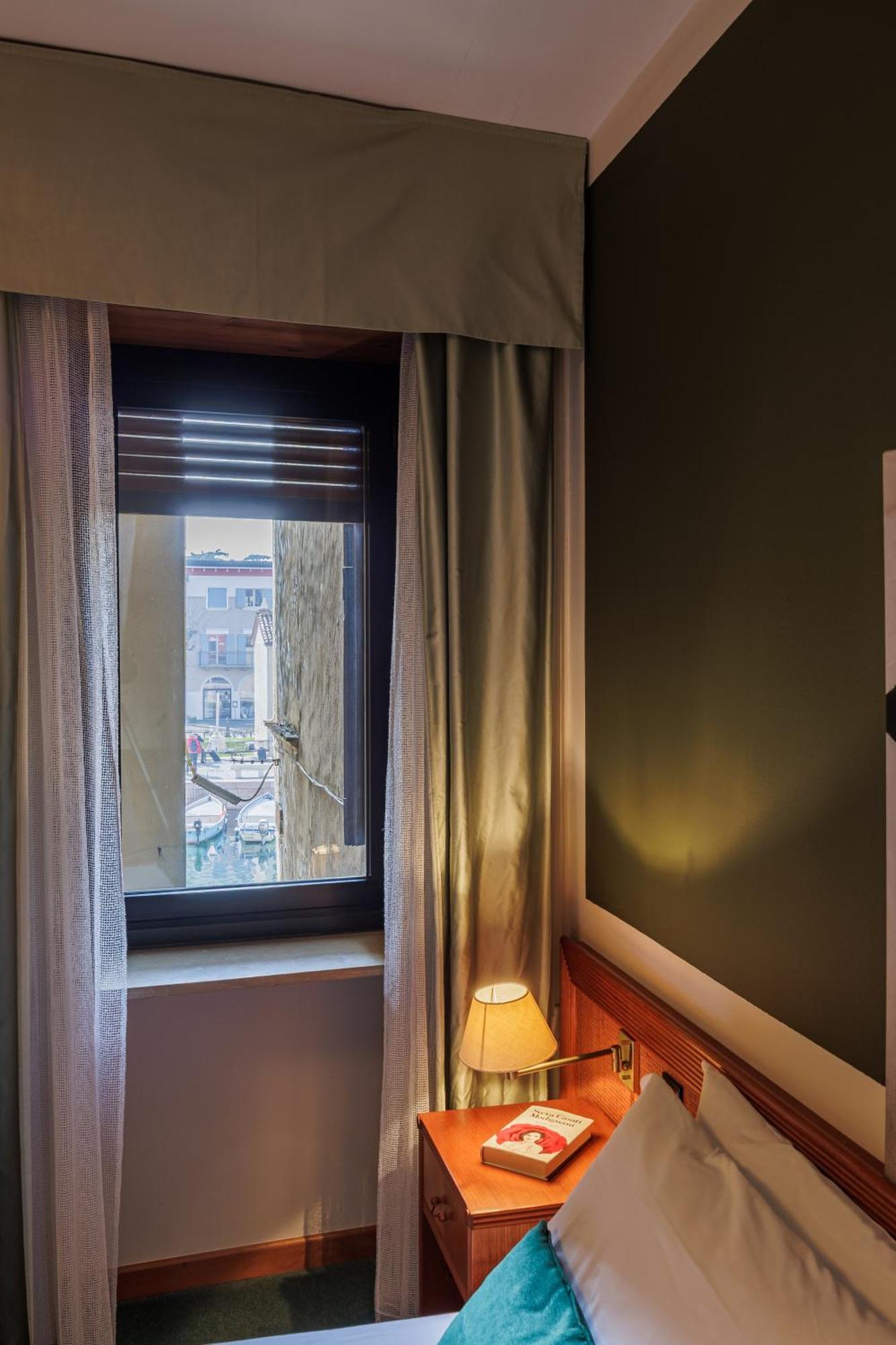 Hotel Grotta 3*
