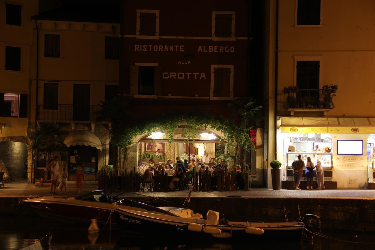 Grotta Hotel 3*